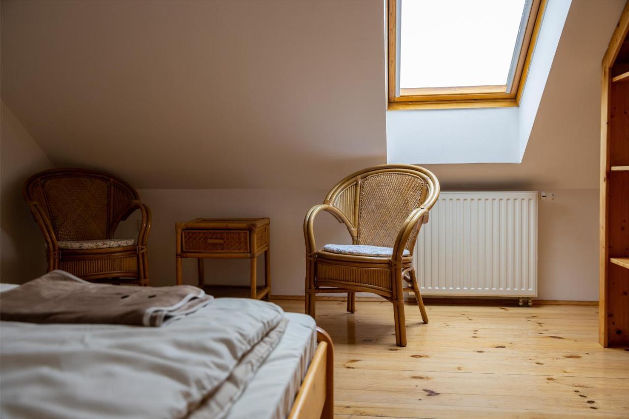 Noble'S Panzio Es Etterem Bed & Breakfast Nemesnep Ngoại thất bức ảnh