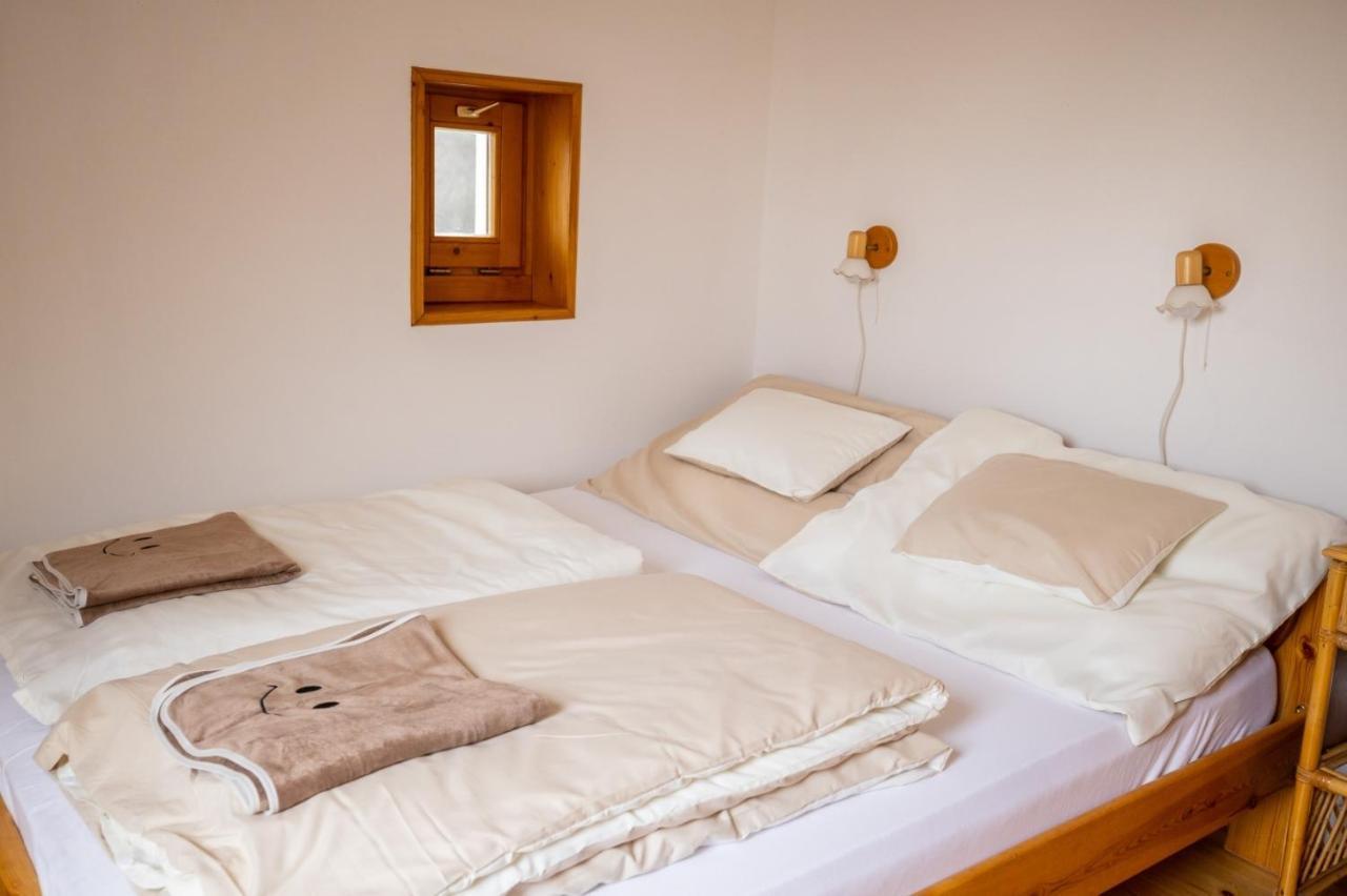 Noble'S Panzio Es Etterem Bed & Breakfast Nemesnep Ngoại thất bức ảnh